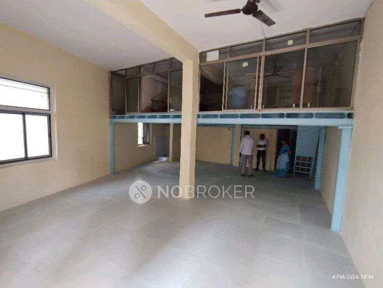 Industrial Building in Mahim West, Mumbai for sale 