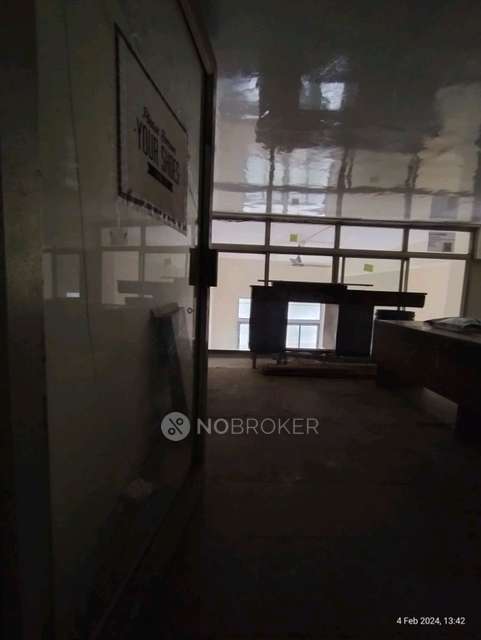 Industrial Building in Mahim West, Mumbai for sale 