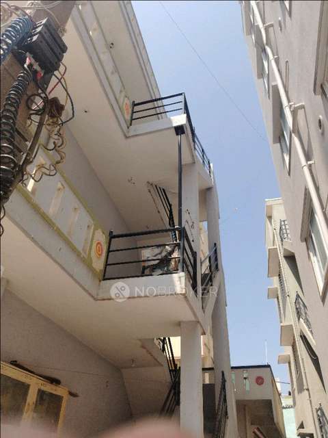 1 BHK Flat In Standalone Building  for Rent  In Panathur