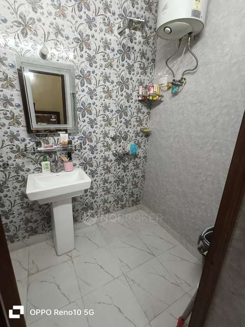 2 BHK Flat In Maruti Apartment For Sale  In Dilshad Colony