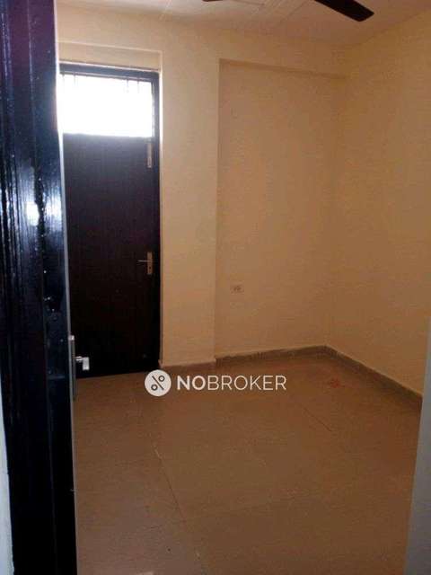 2 BHK Flat In Regal Heights For Sale  In Sector 73