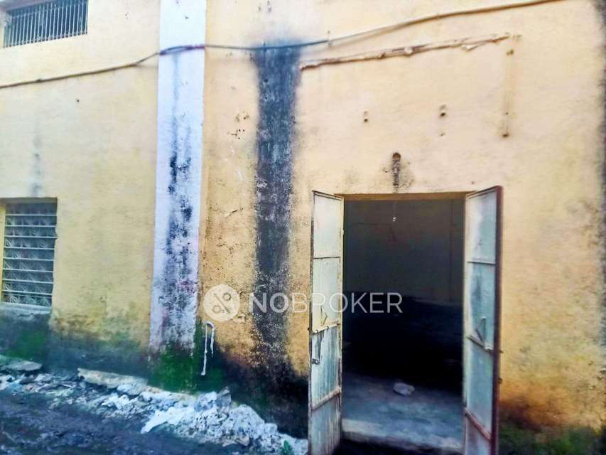 Godown/Warehouse in Padma Nagar, Mumbai for sale 