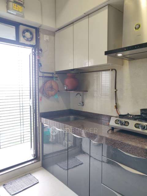 2 BHK Flat In Jaswanti Woods, Mulund West For Sale  In Mulund West