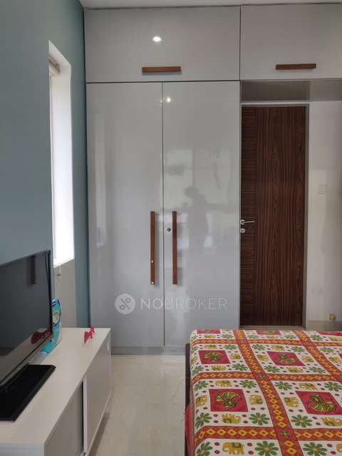 2 BHK Flat In Jaswanti Woods, Mulund West For Sale  In Mulund West