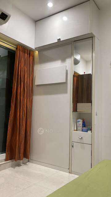 2 BHK Flat In Jaswanti Woods, Mulund West For Sale  In Mulund West