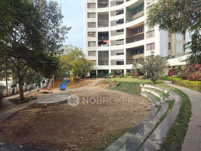 2 BHK Flat In Aura Solis Coop. Hsg Society For Sale  In  Wanowrie