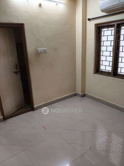 2 BHK Flat In Standalone Building  For Sale  In Kukatpally