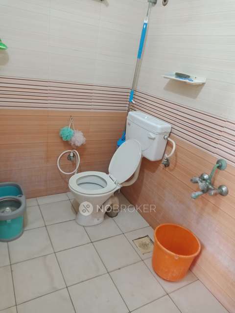 2 BHK Flat In Aks Radiance Apartments For Sale  In  Perumbakkam