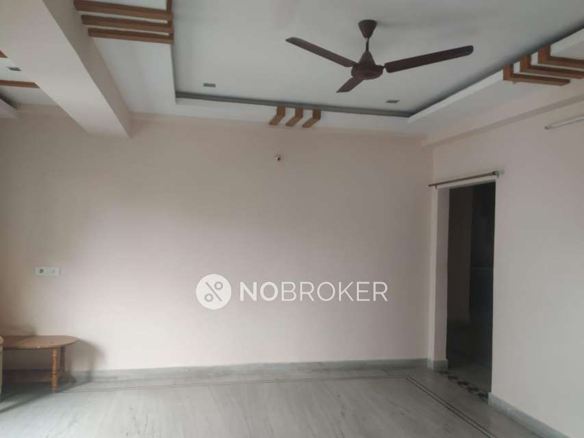2 BHK Flat In Vaishno Grand Apartment For Sale  In Manikonda Jagir