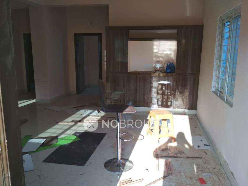 2 BHK Flat In Vaishno Grand Apartment For Sale  In Manikonda Jagir