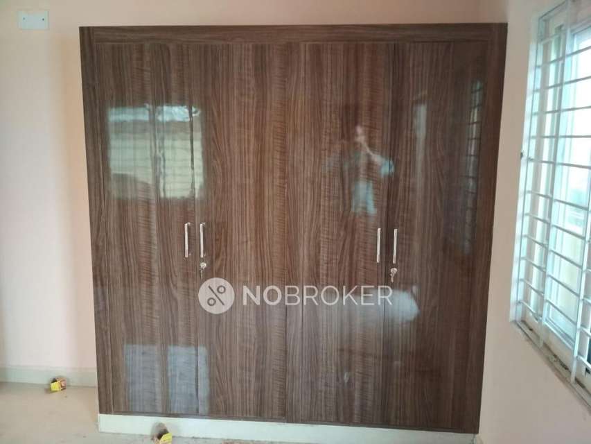 2 BHK Flat In Vaishno Grand Apartment For Sale  In Manikonda Jagir