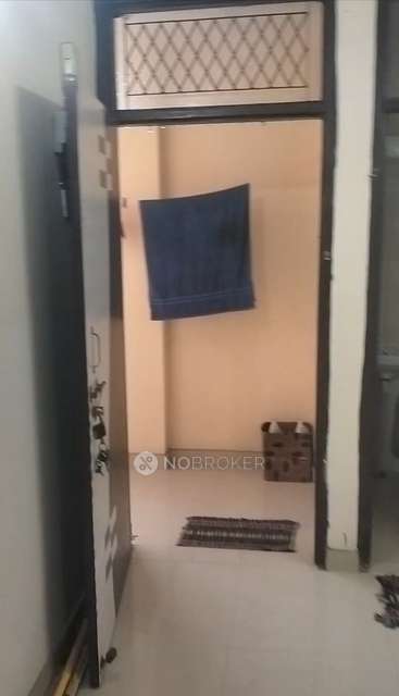 2 BHK Flat For Sale  In Mayur Vihar