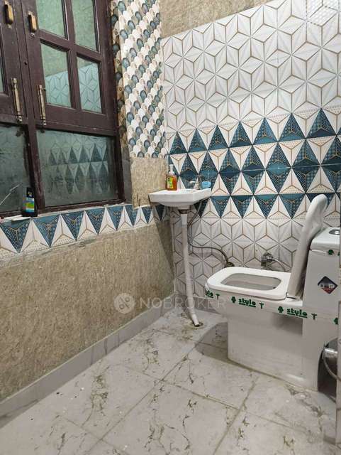 PG for Girls in Nirman Vihar