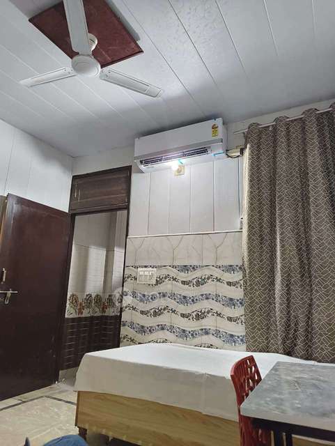 PG for Girls in Nirman Vihar