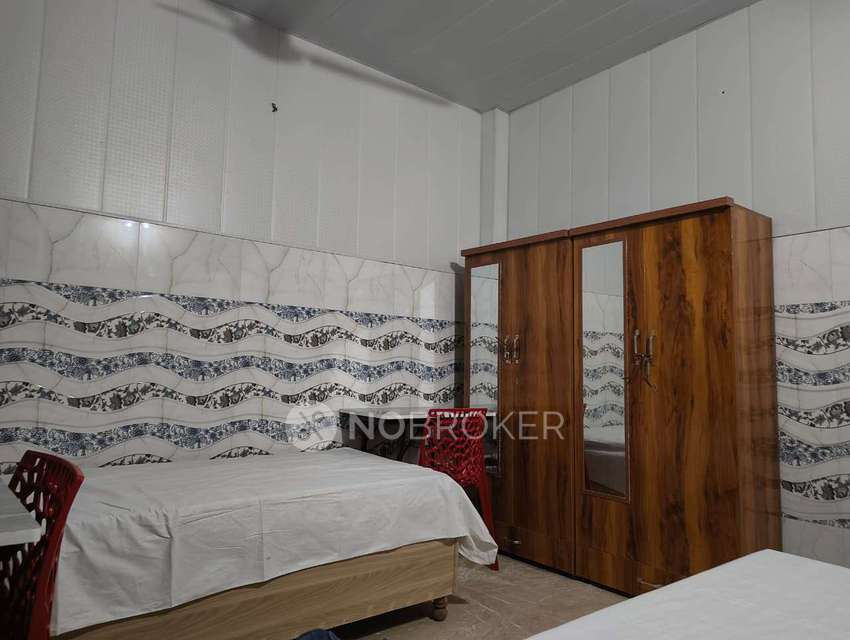 PG for Girls in Nirman Vihar