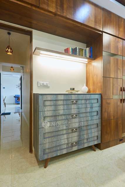 2 BHK Flat In Skyline Viha For Sale  In Ghatkopar West