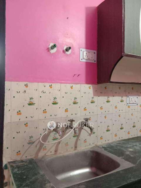 1 BHK Flat In Pooja Apartment For Sale  In Dlf Dilshad Extension