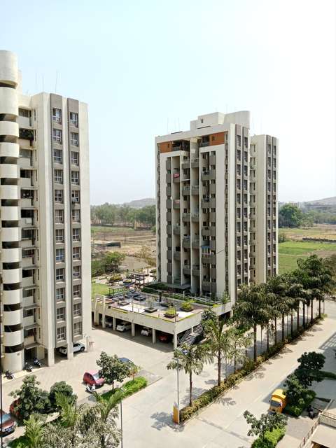 2 BHK Flat In Kolte Patil Little Earth For Sale  In Kiwale