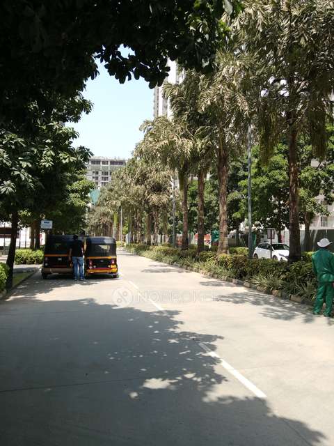 2 BHK Flat In Kolte Patil Little Earth For Sale  In Kiwale