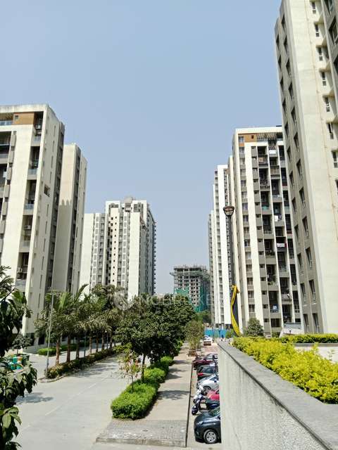 2 BHK Flat In Kolte Patil Little Earth For Sale  In Kiwale