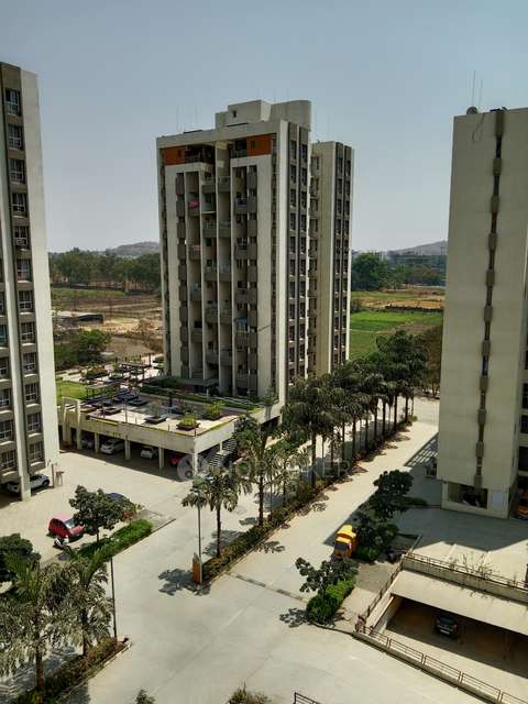 2 BHK Flat In Kolte Patil Little Earth For Sale  In Kiwale