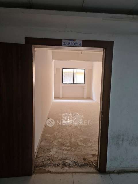 Commercial Property in Shukrawar Pet, Pune for Rent 