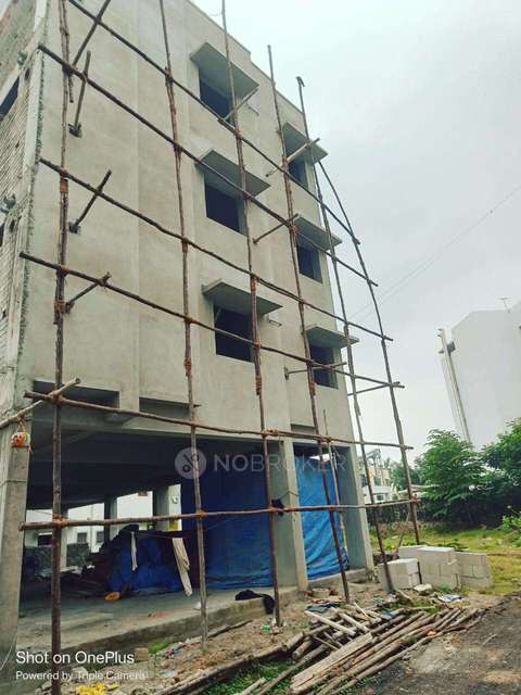 4+ BHK Flat For Sale  In  Alandur