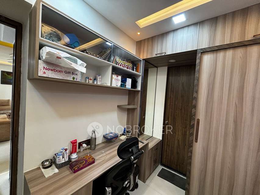 2 BHK Flat In Neelsidhi Anexo For Sale  In Ghansoli