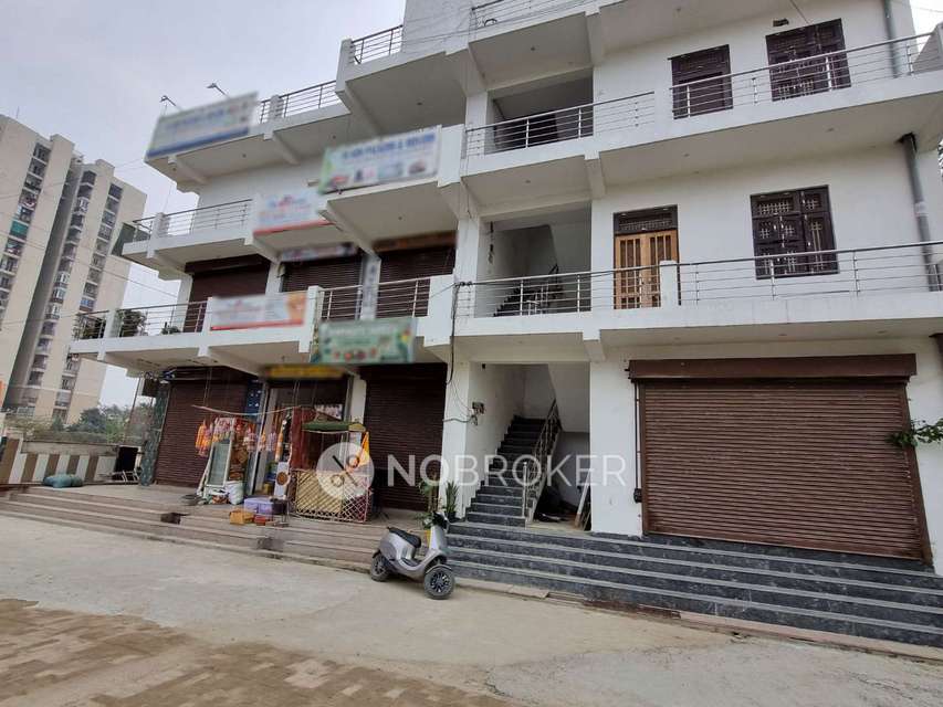Shop in Sector 142, Noida for Rent 