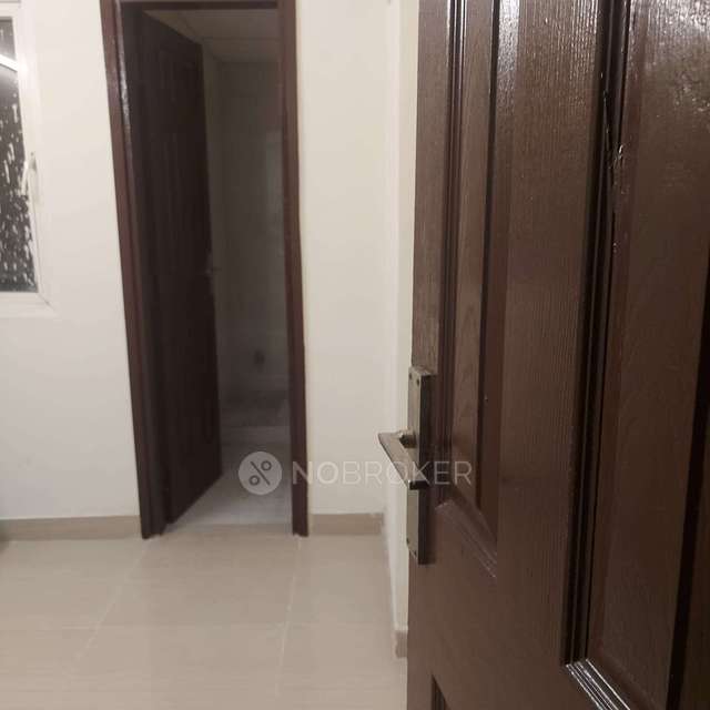 4 BHK Flat In Paramount Floraville For Sale  In Sector-137