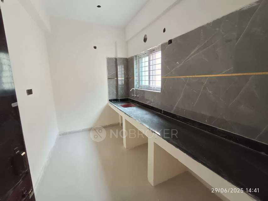 2 BHK Flat In West One For Sale  In Bandlaguda Jagir