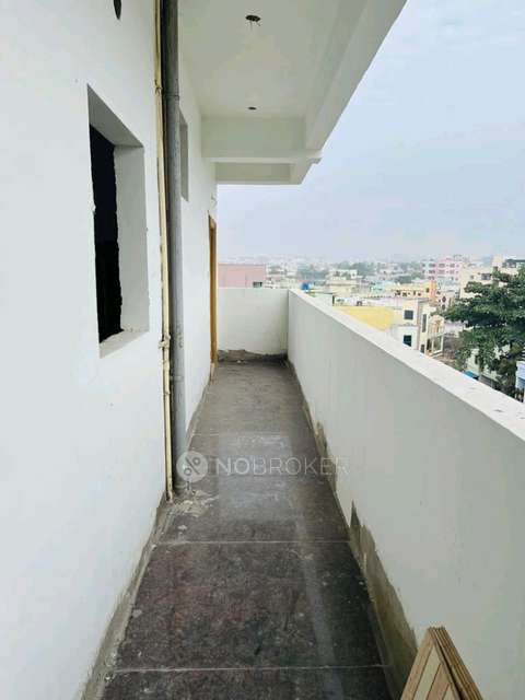 2 BHK Flat In Hill View  For Sale  In Malkajgiri