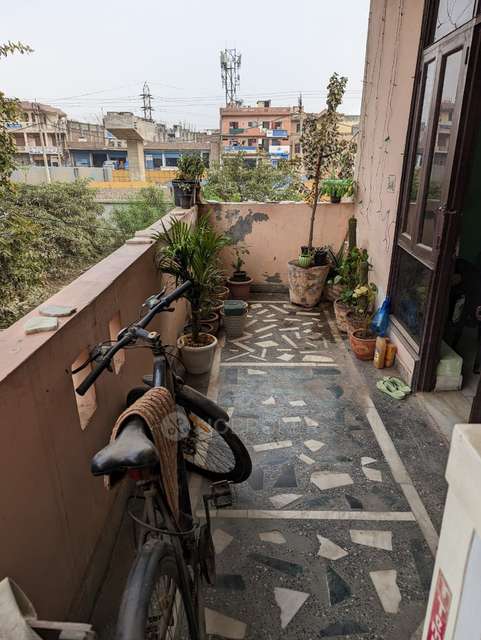 2 BHK Flat In Indraprastha Colony, Sector 32 For Sale  In Sector 32