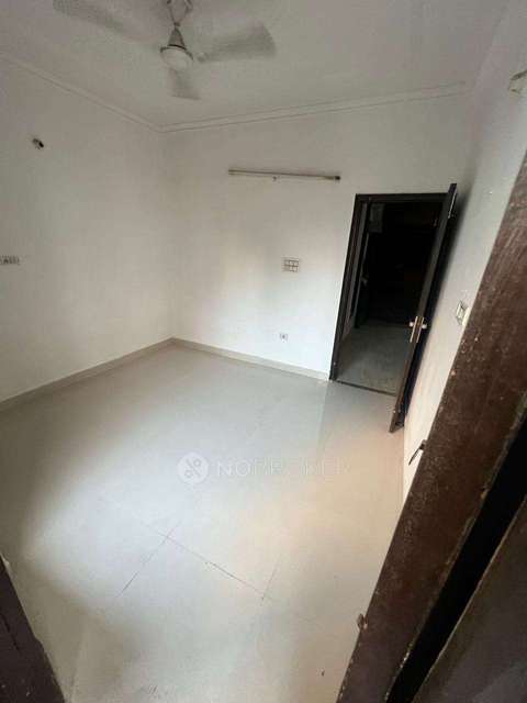 2 BHK Flat In Apartment For Sale  In Dwarka