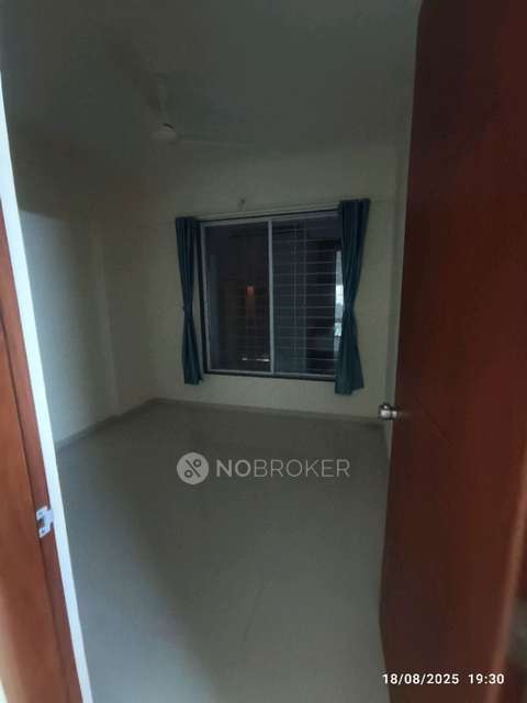 Single Room for Male In 2 BHK  In Silver City, In Silver City