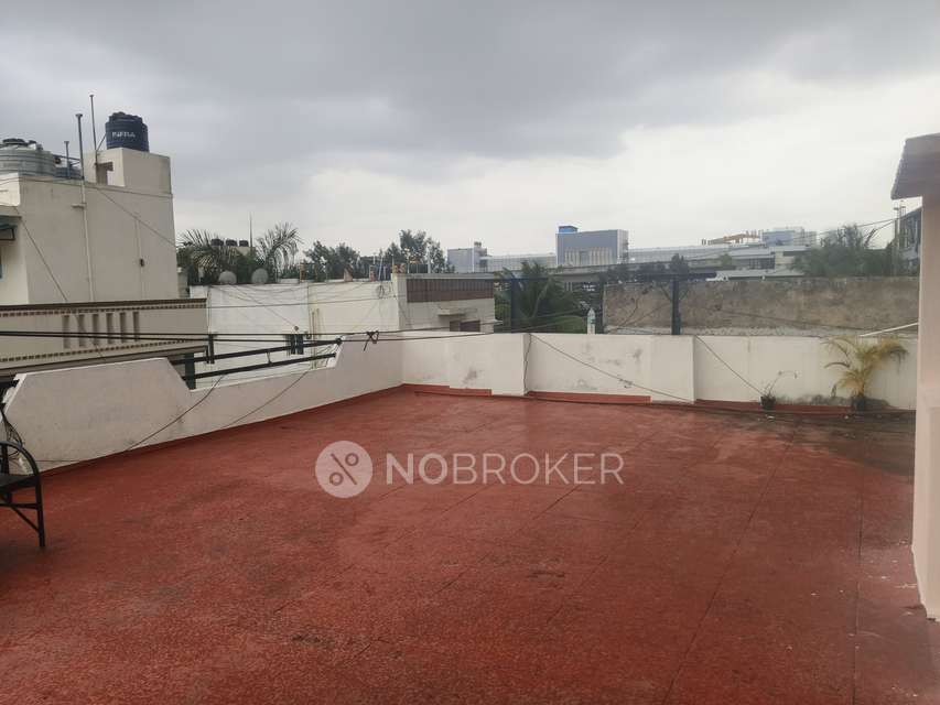 PG for Girls in Btm Layout