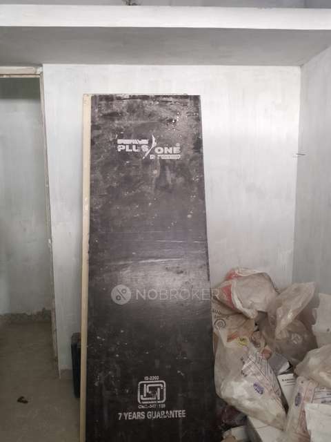 2 BHK Flat In Apartments For Sale  In Kodambakkam