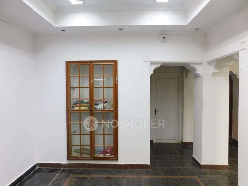 Showroom in Banjara Hills, Hyderabad for Rent 