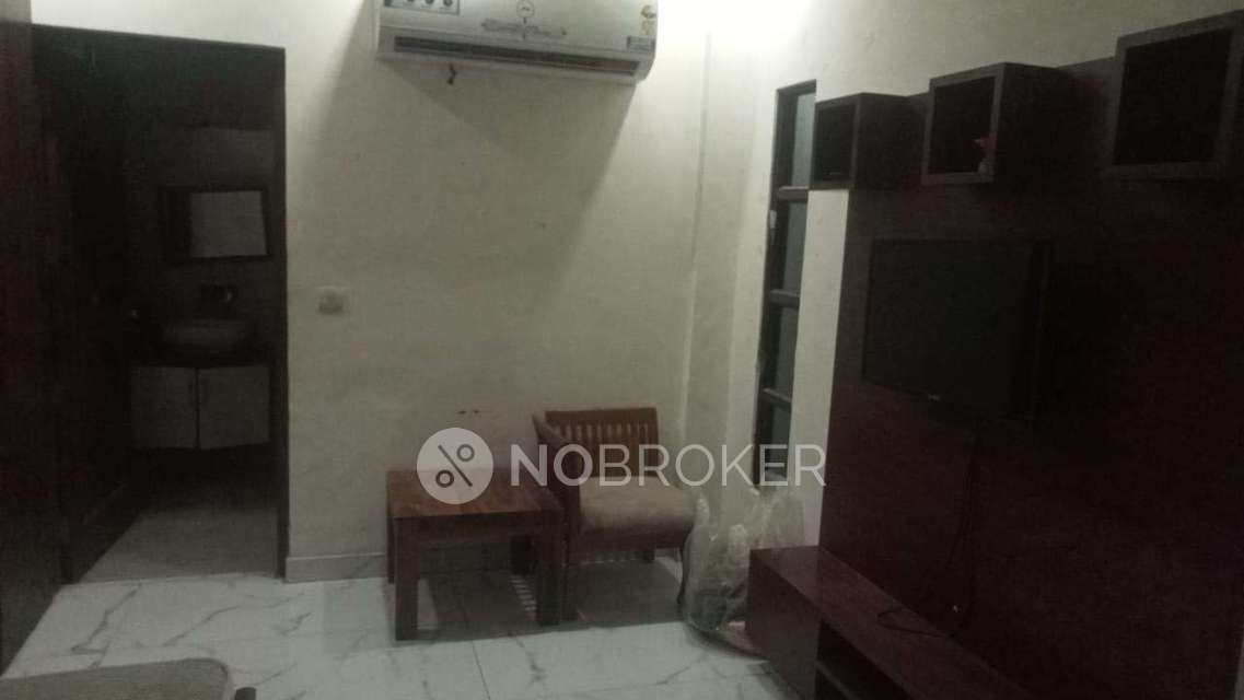 PG for Girls in Sector 61