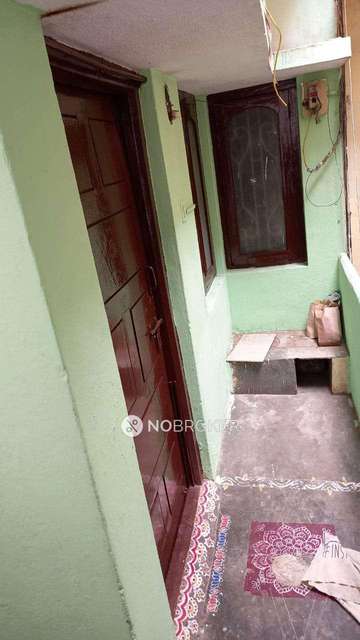 4+ BHK Flat For Sale  In Halasuru