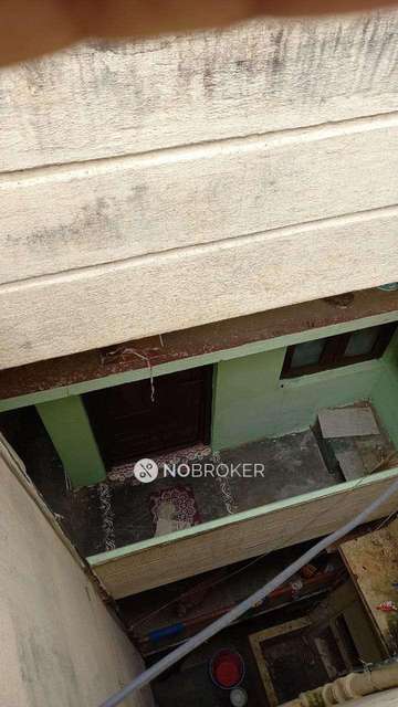 4+ BHK Flat For Sale  In Halasuru