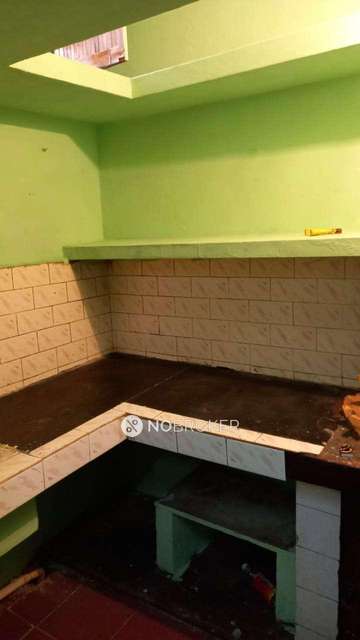 4+ BHK Flat For Sale  In Halasuru