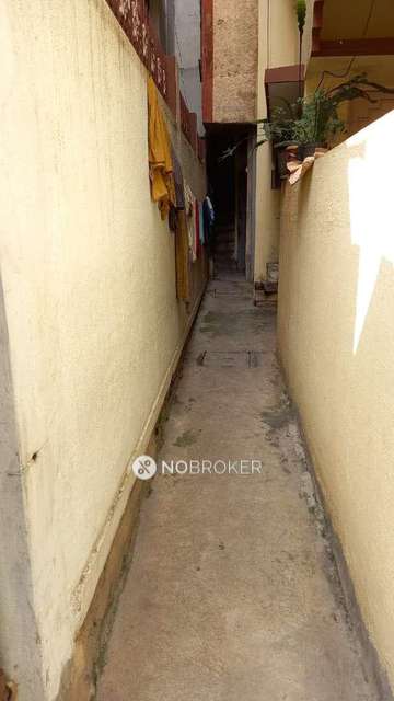 4+ BHK Flat For Sale  In Halasuru