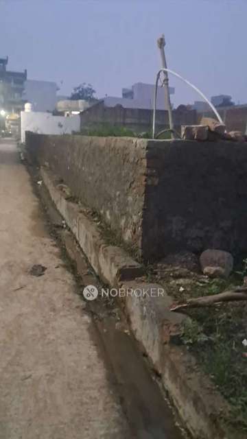 Godown/Warehouse in  Sector 163, Noida for Rent 