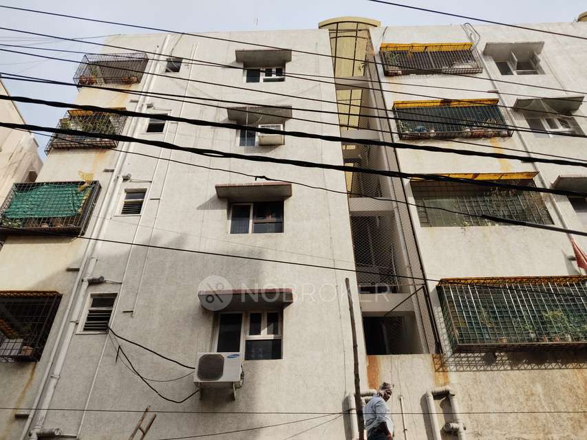 3 BHK Flat In Sterling Avenue For Sale  In New Nallakunta