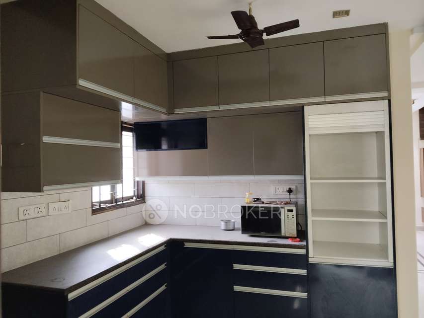 3 BHK Flat In Sterling Avenue For Sale  In New Nallakunta