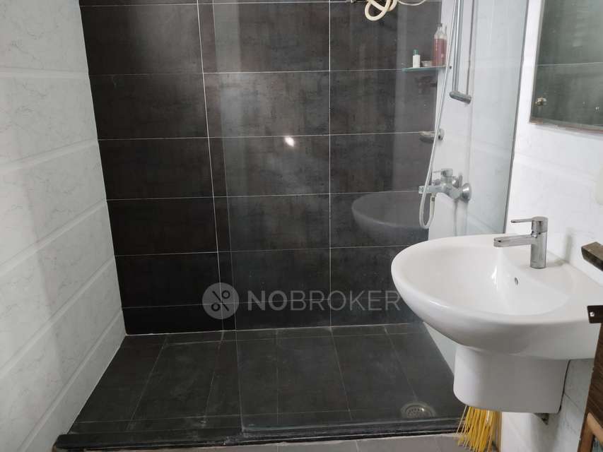 3 BHK Flat In Sterling Avenue For Sale  In New Nallakunta