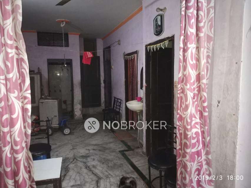 4 BHK Flat In Deva Ram Park For Sale  In Tri Nagar 
