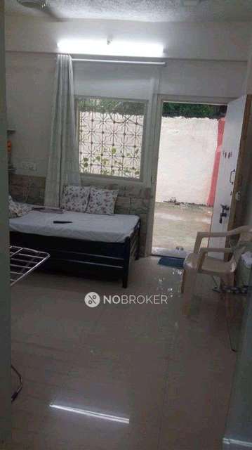 1 RK Flat In  Amar Niwas For Sale  In Santacruz West