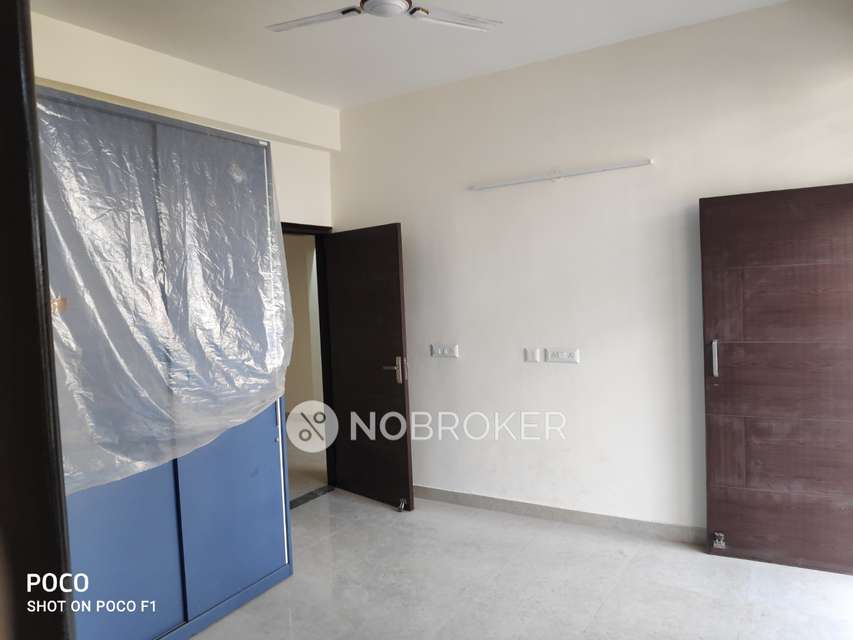 2 BHK Flat In Sb for Rent  In Sector 38